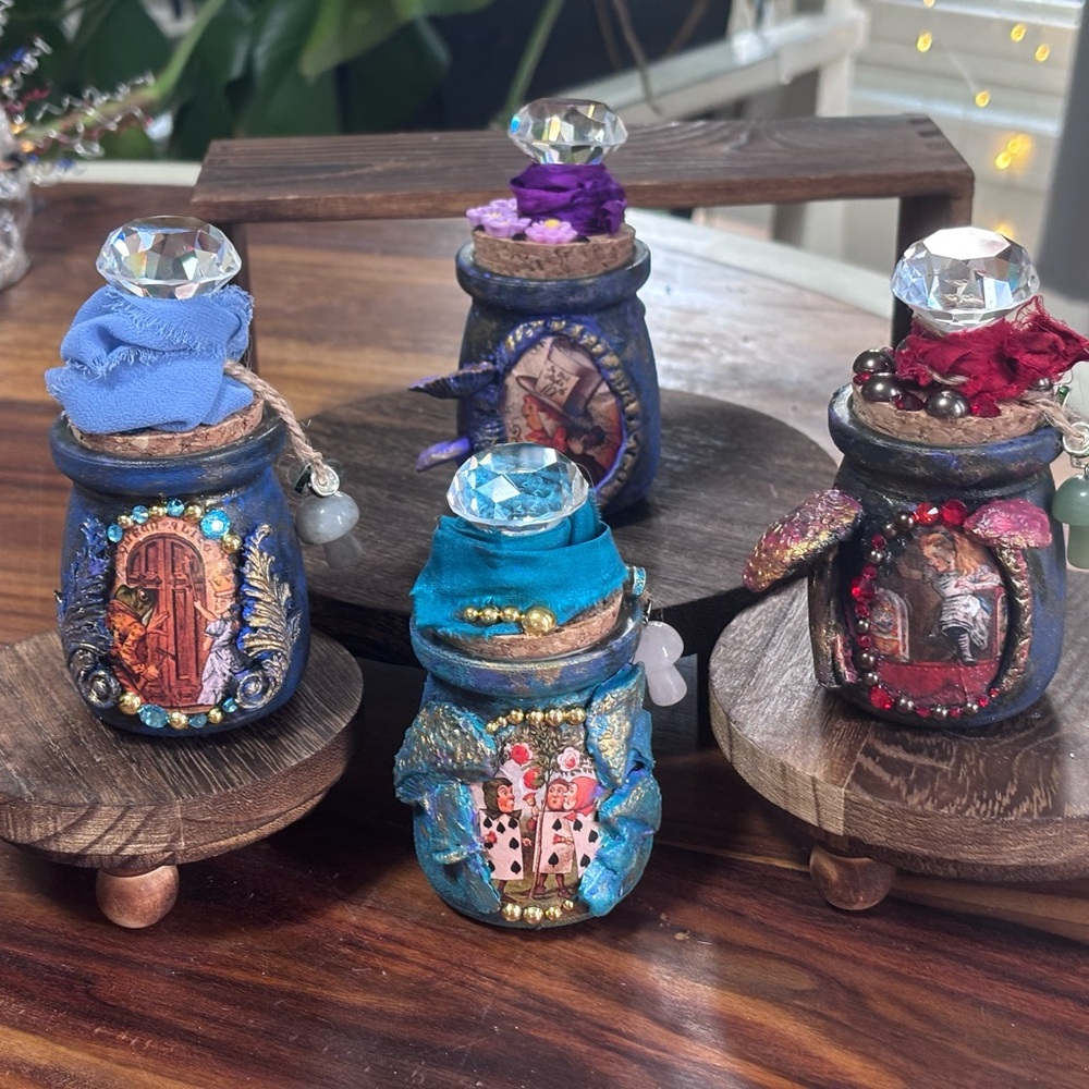 ✨ Handmade Alice in Wonderland Art Jars – Set of 4 (4oz each)